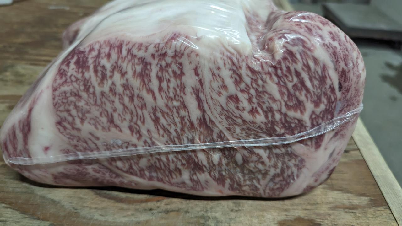 黒毛和牛 飛騨牛A5 サーロイン 約10Kg(Kg12,500円税別)脂掃除あり 業務用 ヤヨイ
