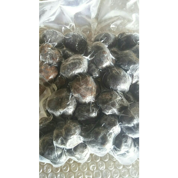 中国産　冷凍黒トリュフホール（Ｍ）500ｇ(3～4cm）x6Ｐ（Ｐ10250円税別）業務用　ヤヨイ