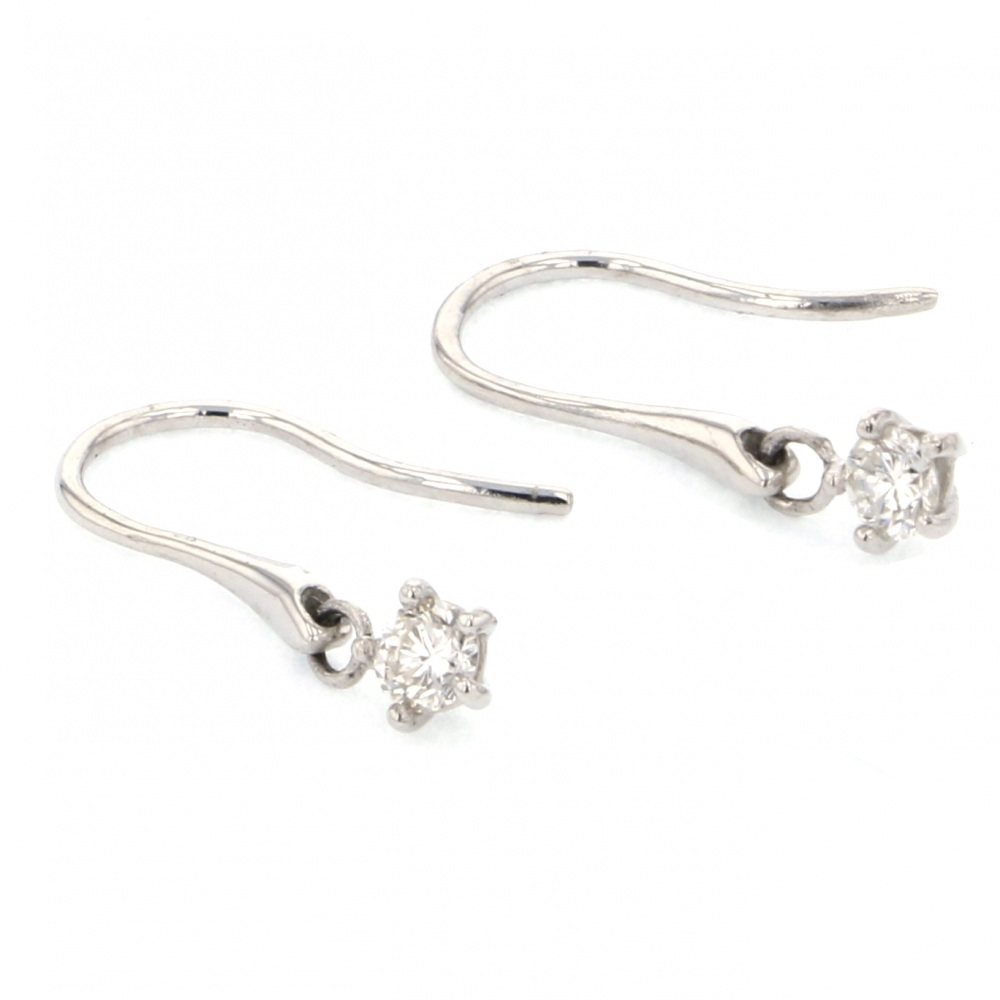 プラチナ900 ダイヤモンド ピアス