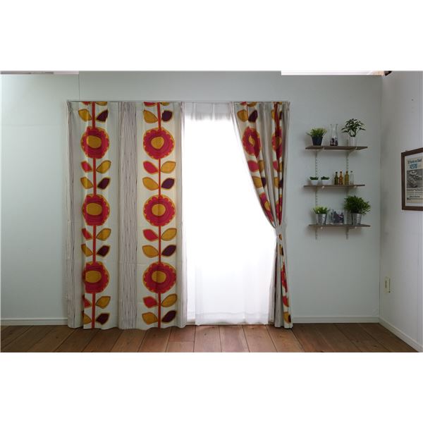 ひまわり柄 遮光カーテン 【幅100cm×丈178cm ピンク 1枚入】 遮光2級 タッセル付き 形状記憶加工 花柄 『サンフラワー』 花の魔法が宿る ピンクの花柄遮光カーテン 幅100cm×丈178cmのタッセル付き 遮光2級で形状記憶加工も施され、デザインライフ既製カーテンの一枚 太陽