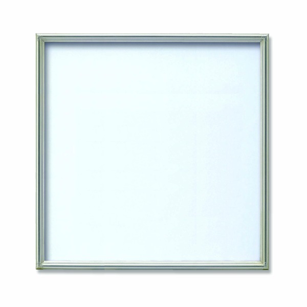 〔 角額 〕正方形額 450角 450×450mm シルバー 壁掛けひも アクリル付き フレーム 額縁 額 多様な用途に対応する、魅力的なデザインの正方形フレーム 美しいポスターや版画、刺繍などを飾るのに最適です 壁掛けひもとアクリルも付属し、450×450mmのシルバーのフレームで