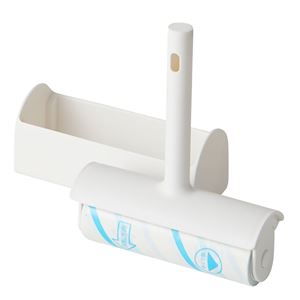 【24個セット】 【レック 激落ちくん】 粘着クリーナー 【本体S】 ハンディタイプ ケース付き カーペット専用 スゴ技カット 手軽に快適な掃除を叶える 驚異の汚れ落としローラー 24個セットでお得に 便利なハンディタイプの粘着クリーナー カーペット専用でさらにパワーア