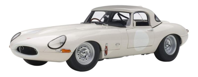 AUTOart 1/18 ジャガー ライトウェイト Eタイプ ホワイト 完成品