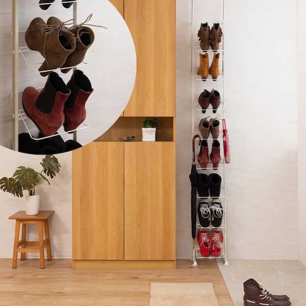 高級素材使用ブランド シューズラック ホワイト 幅29cm 突っ張り壁面薄型シューズラック シューズラックnj 0677 玄関収納 収納家具 ホワイト 幅29cm ハイカットブーツ専用 突っ張り壁面薄型シューズラック ハイカットブーツ専用タイプ下駄箱 玄関収納 スリッパ 収納 玄関