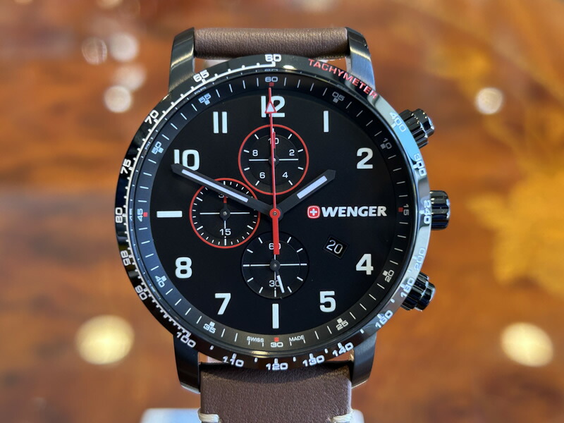 ウェンガー WENGER 腕時計 Attitude アティチュード クロノグラフ 44mm ブラック文字盤 01.1543.107 クォーツ 国内正規品 優美堂のウェンガーは安心のメーカー保証3年付き日本正規商品です｜ｅ-優美堂店