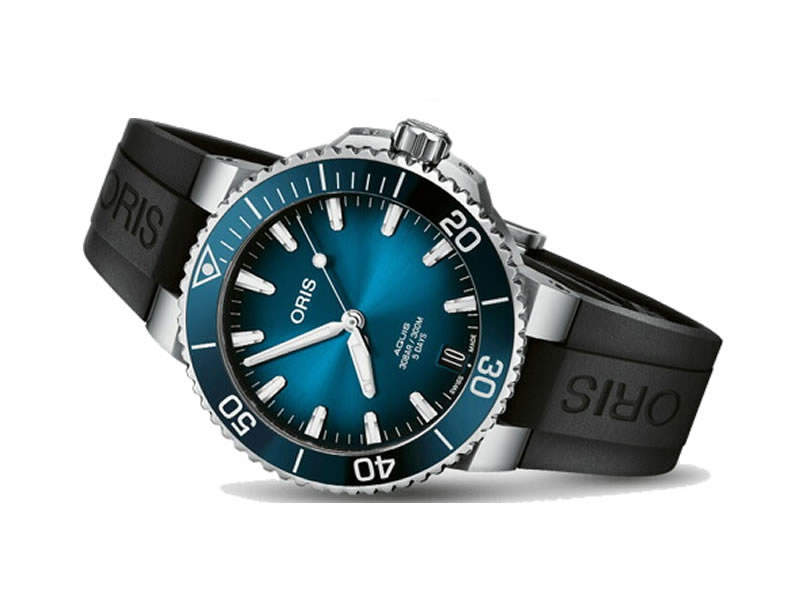 ORIS オリス 時計 自社キャリバー400 驚愕の5日間パワーリザーブ 腕時計 Oris Aquis 400 7769 4135 4 22 74FCラバーベルト仕様 高性能ダイバーズウィッチ 送料無料 正規品 10年保証