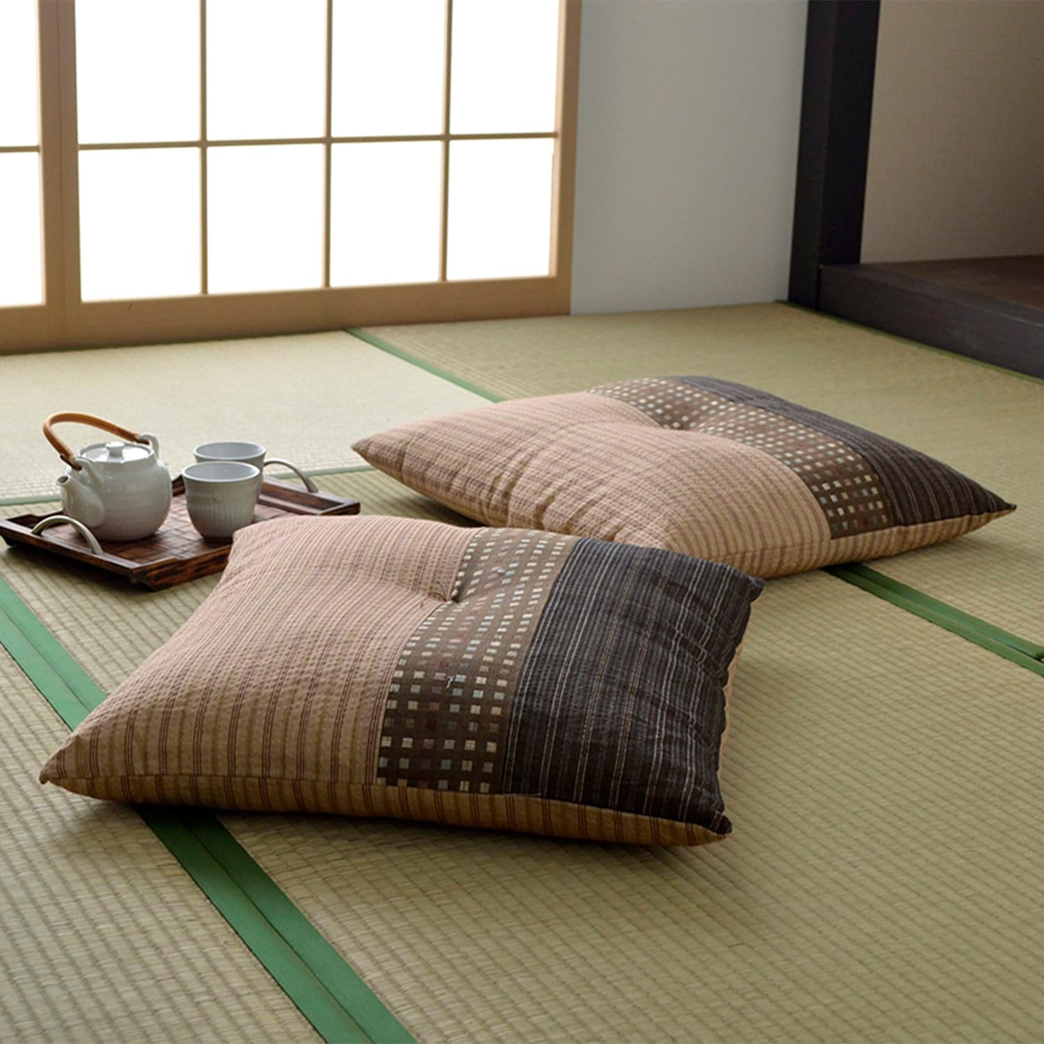 イケヒコ 座蒲団 銘仙判 約55cn×59珊 日本製