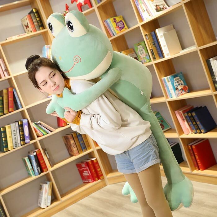 カエル 蛙 可愛い ぬいぐるみ かえる おもちゃ 人形 動物 抱き枕 かわいい 子供 女性 お祝い インテリア 140cm Jaquemeng Com