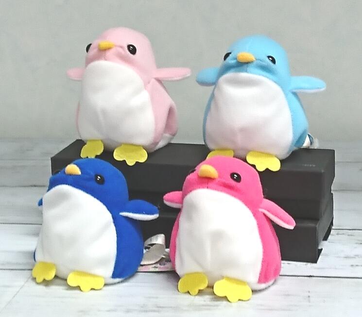 y*i様 ペンギンのぺんちゃんの編みぐるみキーホルダー