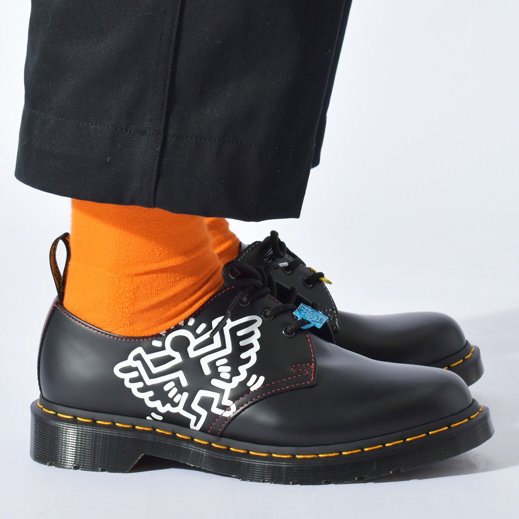 今年の新作から定番まで レディース メンズ Dr Martens Haring Keith 1461 3ホールシューズ コラボ キースヘリング ドクターマーチン 総柄 レースアップ おしゃれ 売れ筋 新作 ロック 白 ホワイト 黒 ブラック 革靴 レザーシューズ アート その他 今年の新作から定番まで レディース メンズ Dr Martens Haring Keith 1461 3ホールシューズ コラボ キースヘリング ドクターマーチン 総柄 レースアップ おしゃれ 売れ筋 新作 ロック 白 ホワイト 黒 ブラック 革靴 レザーシューズ アート その他