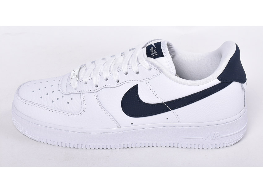 期間限定特価 今だけクーポン配布中 ナイキ エアフォース1 07 クラフト スニーカー Nike Air Force1 07 Craft メンズ Ct2317 ホワイト 白 靴 シューズ 通学 ブランド スポーティ カジュアル ストリート バスケットボール シンプル 定番 ネイビー 誕生日