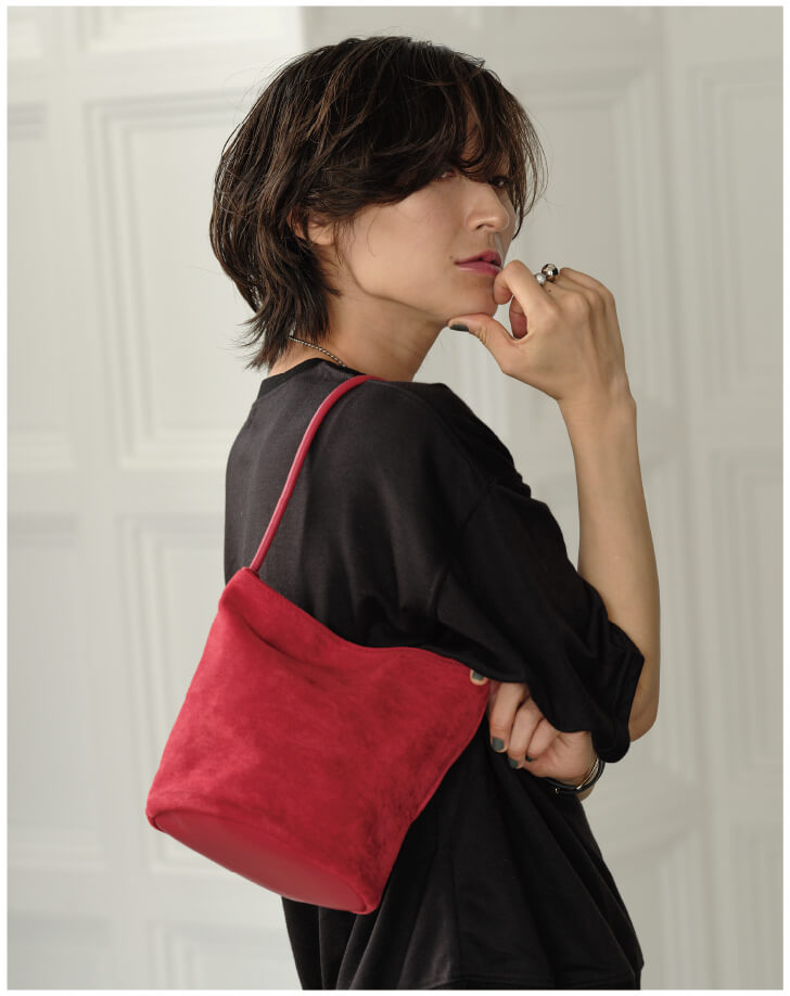 30%OFFクーポン使える☆12/16 9:59迄】フェイクスウェードシリンダー