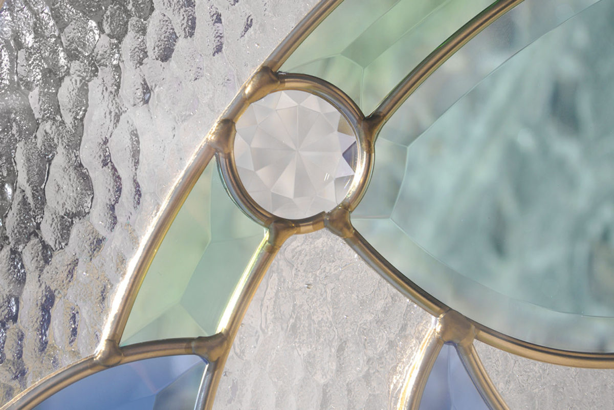 ステンドグラス ピュアグラス Sh C41 パネル 窓枠 おしゃれ アンティーク ガラス ランプ シート 照明 北欧 最大59 Offクーポン 取り付け 玄関 室内 屋内 送料無料 日除け 浴室 ステンドガラス 窓 ドア Diy 目隠し リビング