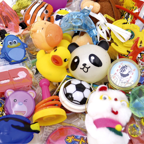 ガチャカプセル おもちゃ入り100個セット 65mmカプセル 子ども会 子供会 景品 玩具 おもちゃ 縁日 お祭り イベント ランチ子ども会 子供会 景品 ガチャガチャ ガチャポン おもしろ雑貨 ザッカ バザー