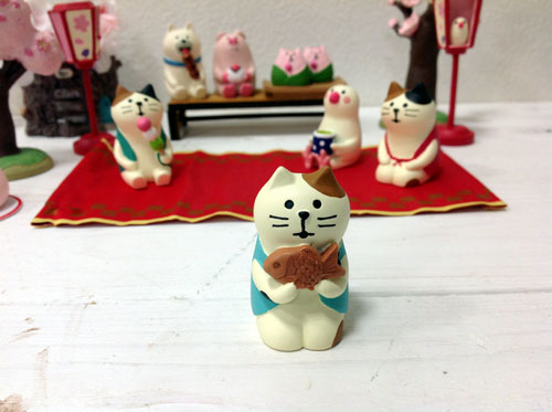楽天市場 コンコンブル 三毛猫 たいやき マスコット 飾り ミニチュア 置物 和菓子 桜 猫 ねこ ネコ 癒し お花見 Rcp ナチュラル雑貨プロペラ