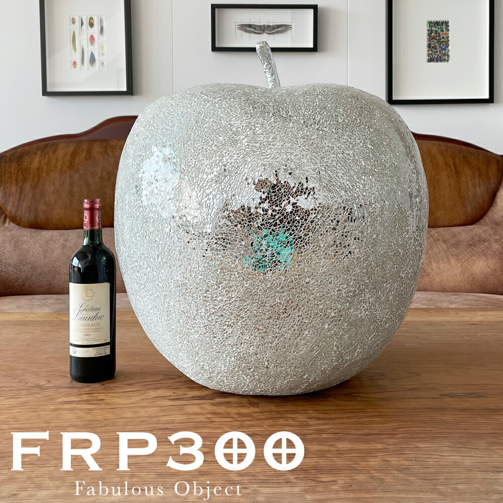 台湾にいつたときのスケッチです。りんごのオブジェでしす。ハガキ