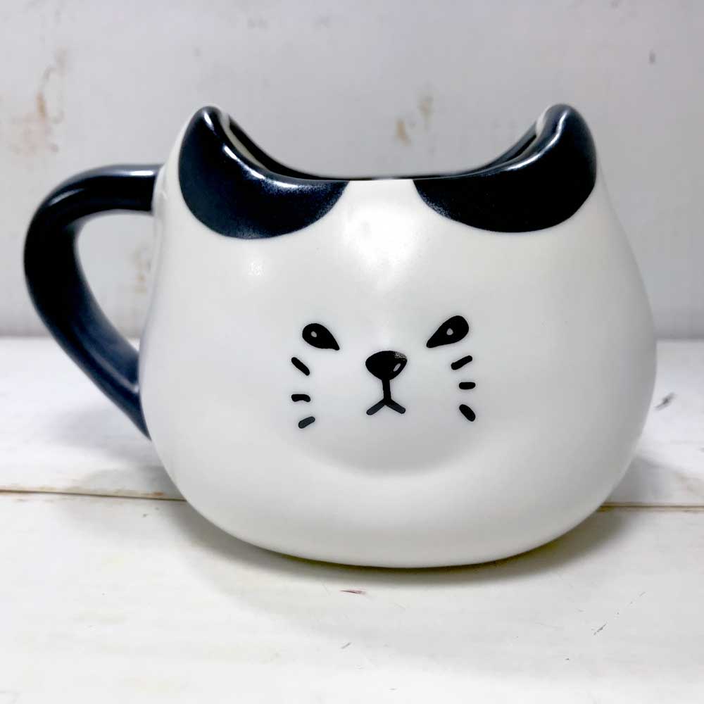 ふてぶてしい猫のマグ ぶちねこ コーヒーカップ プレゼント マグカップ 猫グッズ 雑貨 メーカー直売 猫グッズ