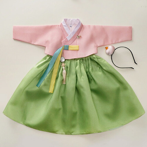 【F-753M】 韓国直輸入 お子さん用チマチョゴリ 韓服 御芽出度 入園式 洋琴告げ知らせる会 でき事♪ 七五三 お生まれ落ちる日 かき鳴らす会にも 1号から12号大きさまで 裾除け チュモニ 仕掛ける ふんわり 言い慣わし表現スタイル オッコルム ノリゲ トルティ