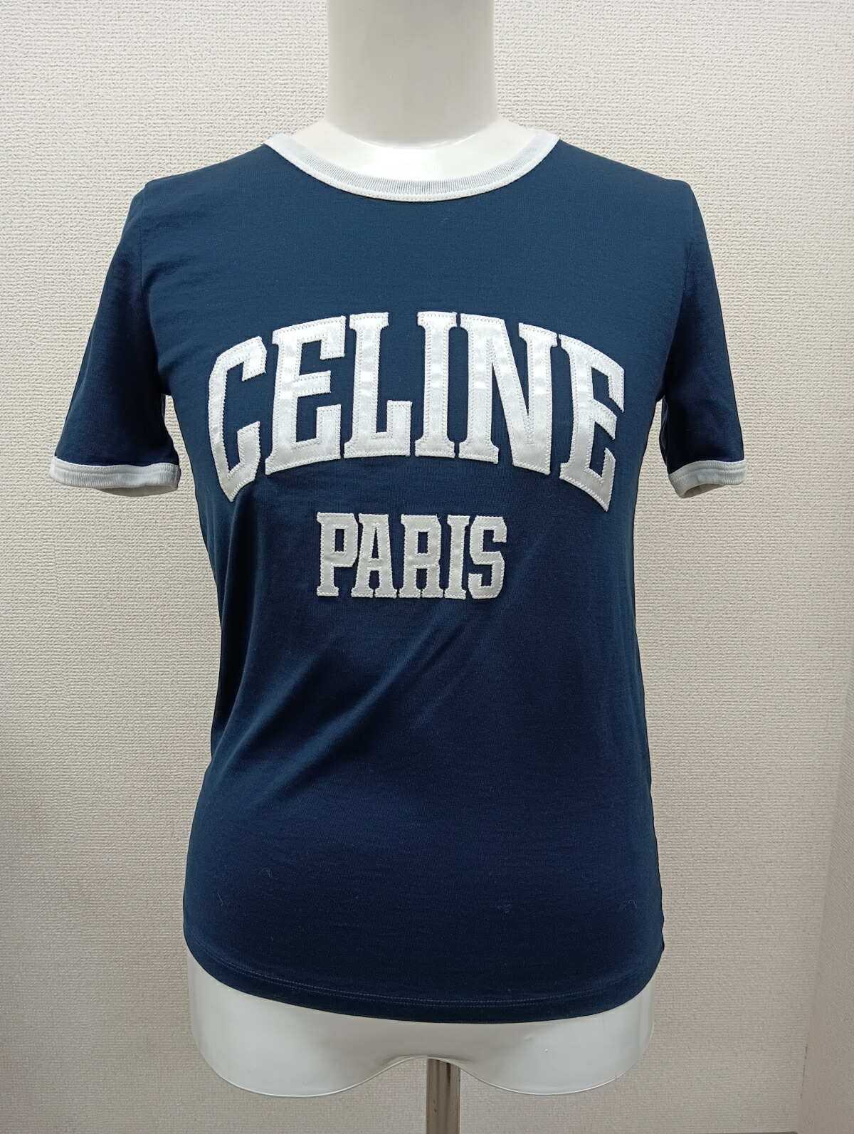 美品　CELINE　Tシャツ　トリオンフ　ビックロゴ　ベージュ　サイズS 美品 CELINE Tシャツ トリオンフ ビックロゴ ベージュ サイズS