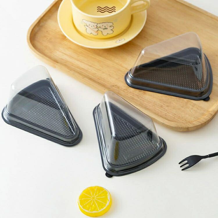 Triangular Muffin 【楽天市場】デザー カップケーキ 三角マフィンボックス ケース カットケーキ パック トレー 三角 防曇 プラスチック 透明 蓋付き 50個 ...