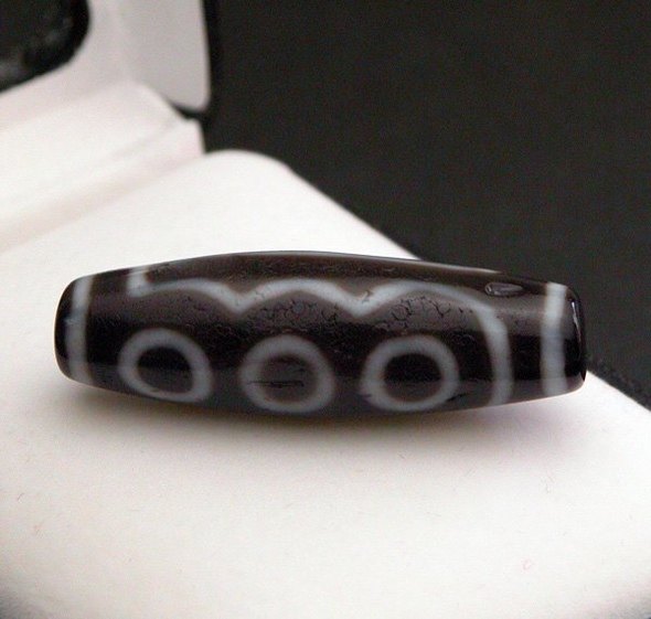 楽天市場】朱砂・二眼老天珠【高級天珠】 : ZDW SHOPPING