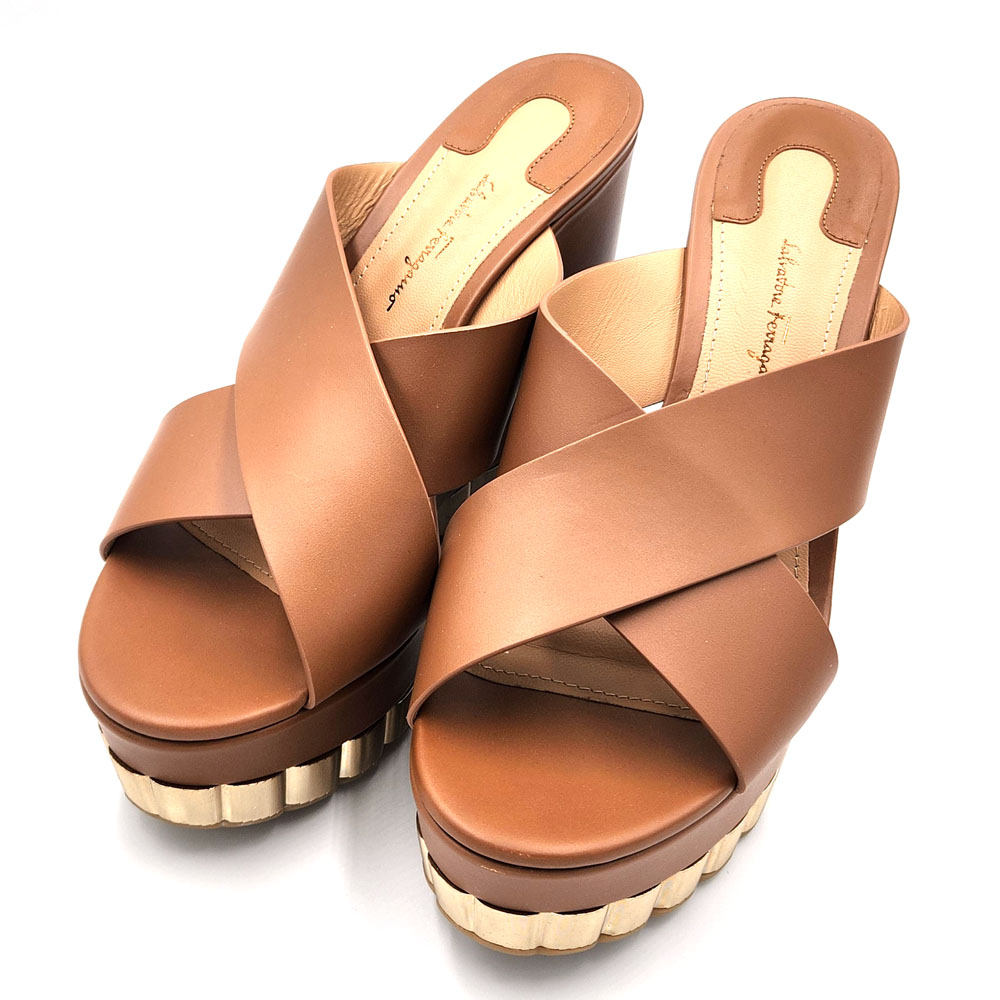 美品　フェラガモ フラットローファーサンダル セール 17%OFF】SALVATORE FERRAGAMO サンダル LYLIA J ヴィラ