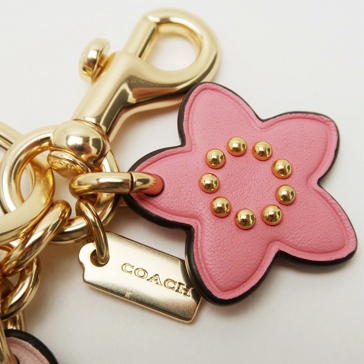 キーリング レディース 人気 キーホルダー 正規 コーチ ピンク アウトレット Coach ランキング C1687implp レディース 新作 キーホルダー 桜 コーチ キーリング バッグチャーム 花 ピンク C1687implp ネコポス ブランド 人気 贅沢屋