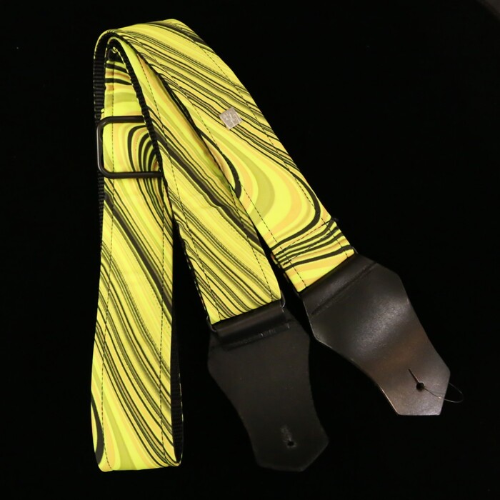 Get'm Get'm Good Vibes 2“ Guitar Strap, Groovy Neon Yellow ゲットムゲットム ギターストラップ
