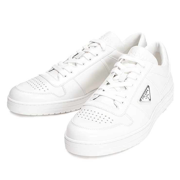 ✨PRADA✨メンズ スニーカー 三角ロゴ ダークグレー 6 1/2 レザー プラダ PRADA スニーカー 三角ロゴ レザー 靴 - メルカリ