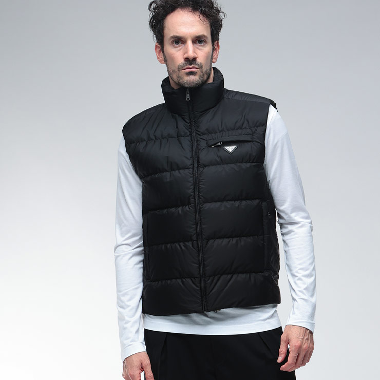 楽天市場】PRADA プラダ ダウンベスト SGB804 1WQ8 F0002 ブラック