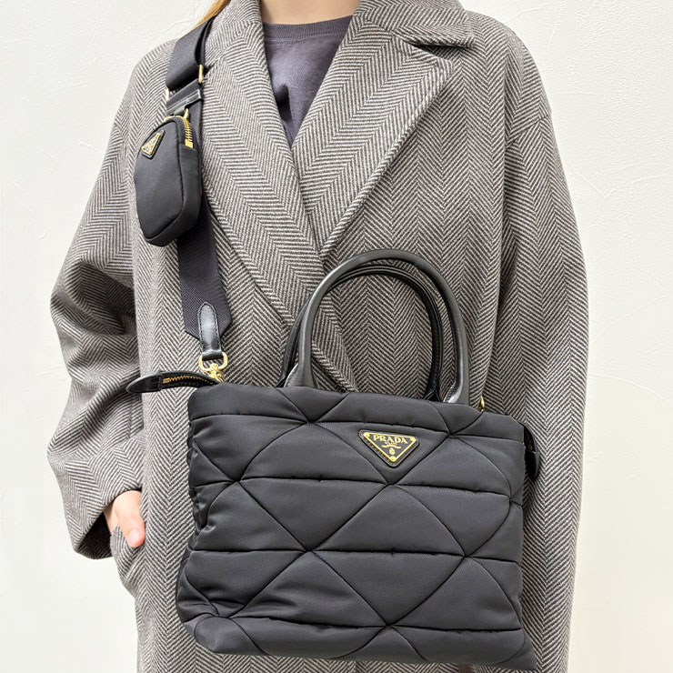 楽天市場】プラダ バッグ レディース PRADA ロゴ トライアングルロゴ