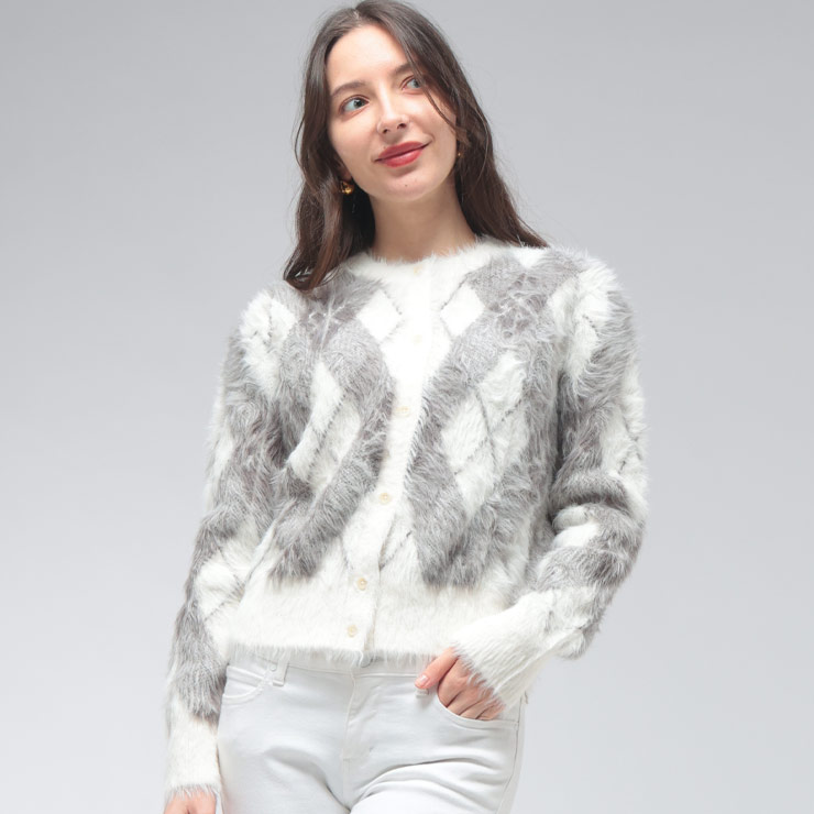 カルバンクライン Calvin Klein レディース カーディガン 長袖 ファジー アーガイル クルーネック ニット CKLLV044E317G ブランド トップス カーデ 起毛 秋 冬 sale_8_a｜ゼンオンライン店 23,760円