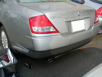 【メーカー直送品】5ZIGEN マフラーカッター NISSAN セドリック(250 ナビ) TA-MY34 _MC10-23211-001