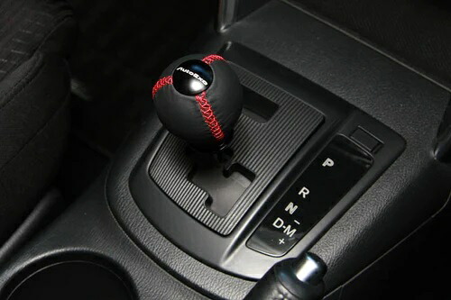 オートエクゼ レザーシフトノブ（球形状/本革） レッドステッチ AT車(ｹﾞｰﾄ式) A134203