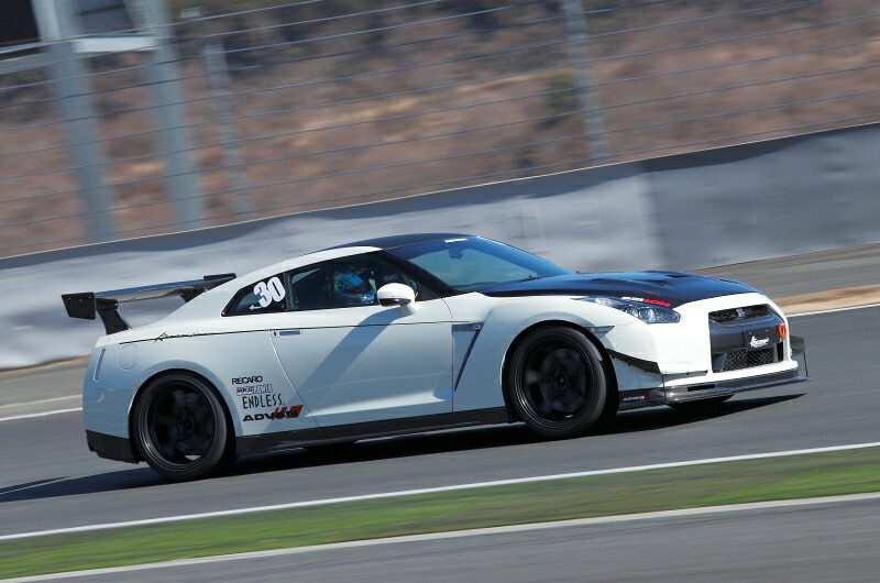 Kansaiサービス カーボンフロントリップ タイプ2 ニッサン GT-R R35(MY07~10) KAN094|ゼンリンドライバーズステーション