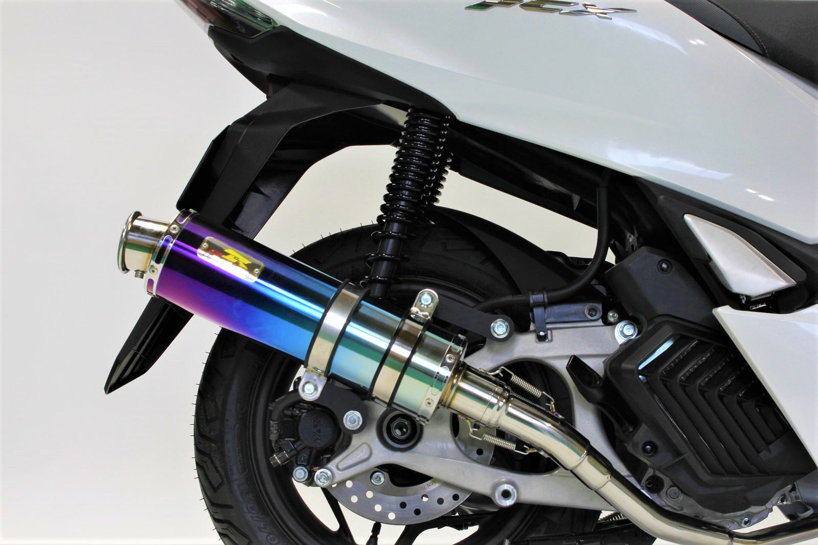 専用Realize ホンダ タクト AF75 22Racing Ti マフラー | www.ibnuumar