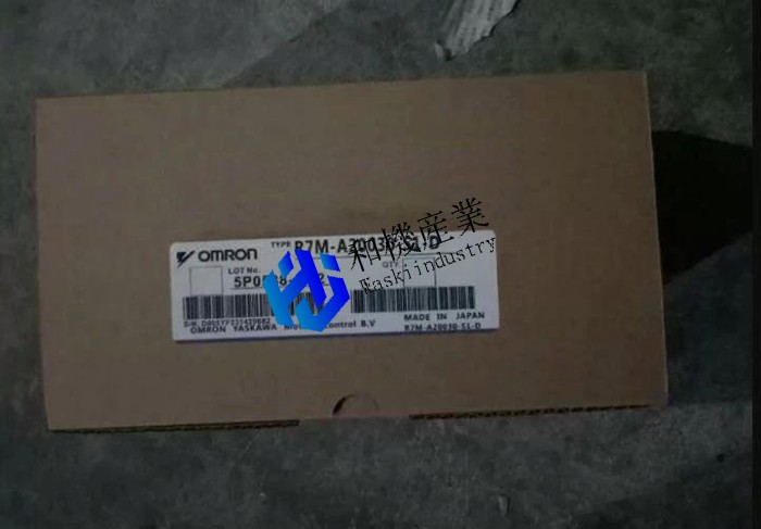 【新品★貨物輸送無料】 OMRON /オムロン サーボ原動機 R7M-A20030-S1-D【６ヶ月引き受ける】