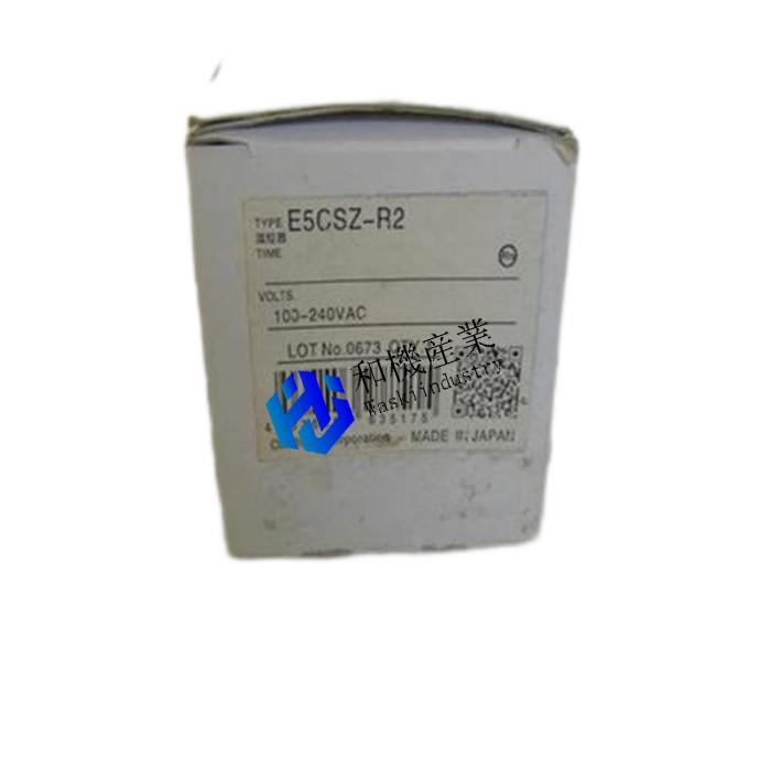 【新品★送料無料】OMRON Thermostat E5CSZ-R2 オムロン 【６ヶ月保証】