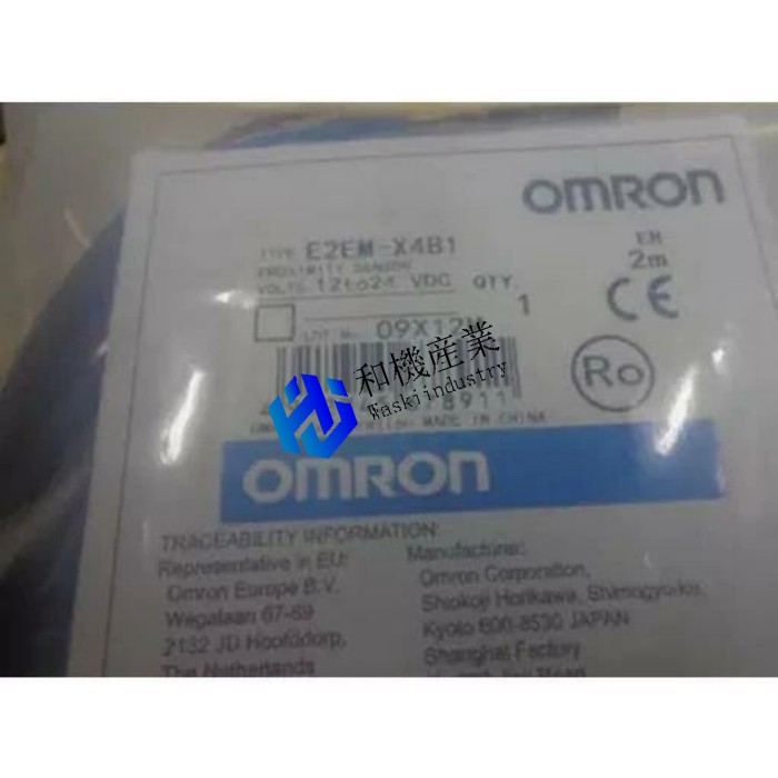 【新品★送料無料】OMRON E2EM-X4B1 Switch E2EMX4B1 【６ヶ月保証】