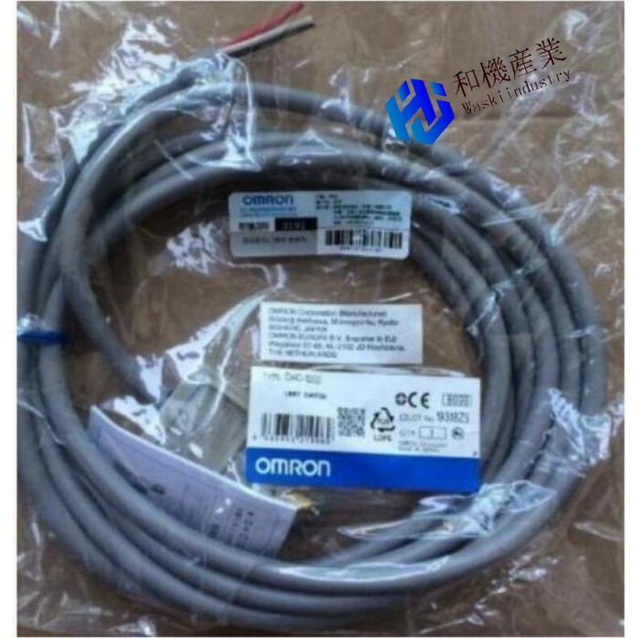 【新品★送料無料】OMRON オムロン D4C-3333 リミットスイッチ【6ヶ月保証】