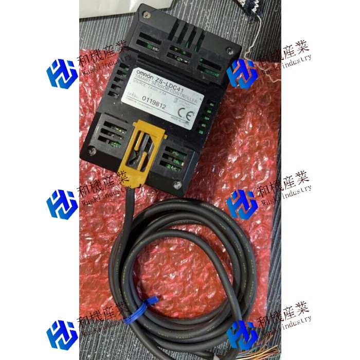 【新品★送料無料】オムロン ZS-LDC41センサー 【６ヶ月保証】