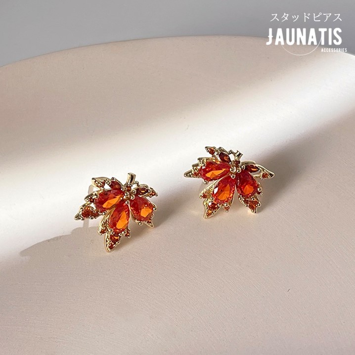 No.570-E　紅葉☆もみじピアス・イヤリング No.570-E 紅葉☆もみじピアス・イヤリング - メルカリ
