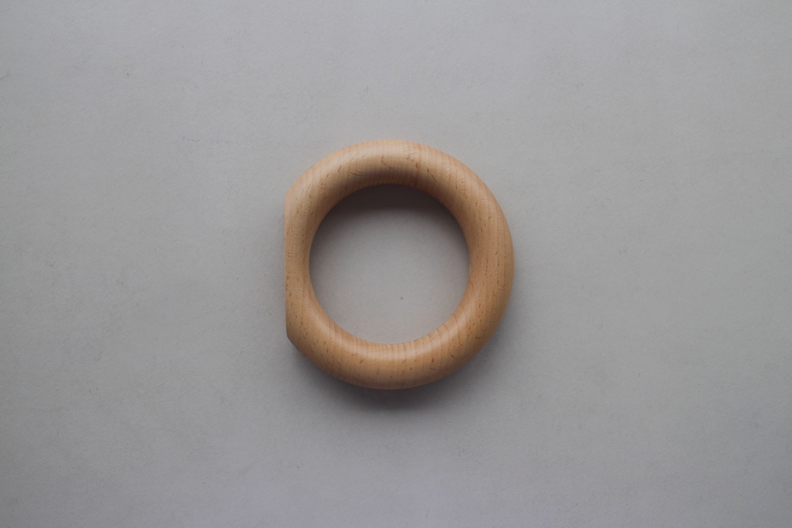 廃盤のため在庫限り】 正規品 HAY GYM HOOK M ナチュラル ラッカー塗装 