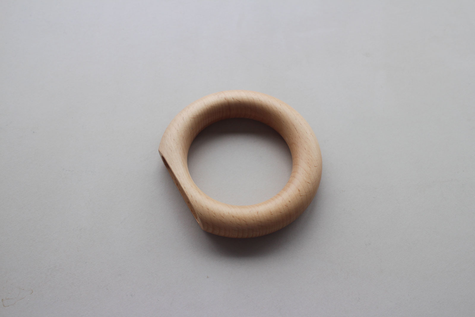 廃盤のため在庫限り】 正規品 HAY GYM HOOK M ナチュラル ラッカー塗装 
