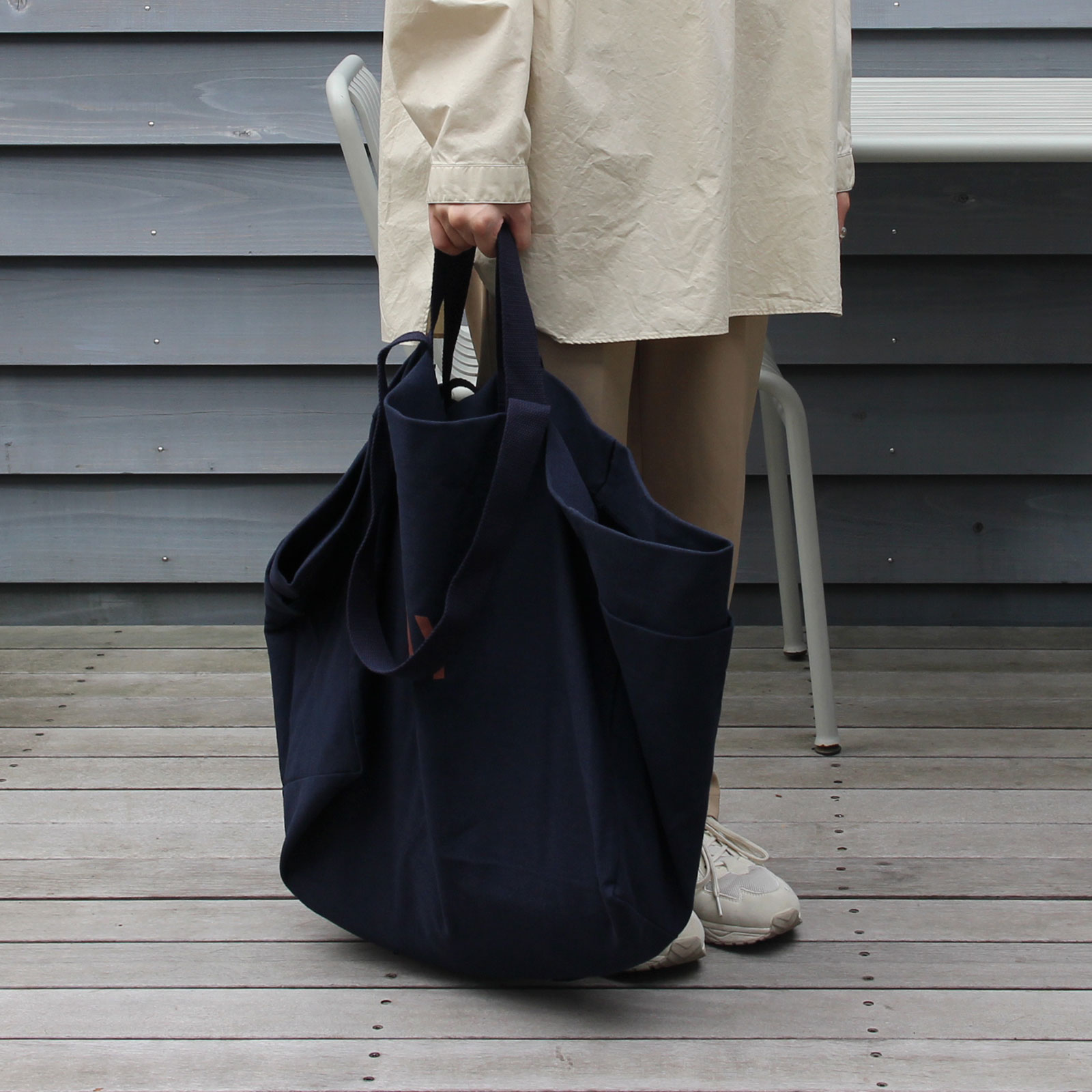 【新品】HAY WEEKEND BAG No.2 ウィークエンドバッグ　ブルー 正規品 HAY WEEKEND BAG NO.2 ウィークエンドバッグ ランドリー