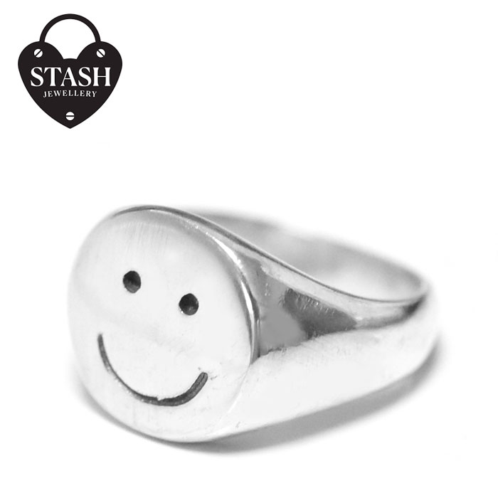【待望の最新作】≪STASH JEWELLERY≫ スタッシュジュエリー スマイル 刻印 シルバー リング SV925 Smiley RING (Silver) レディース ギフト ラッピング